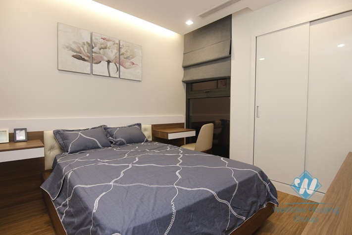 High floor two bedrooms apartment for rent in Vinhome Metropolis, Ba Dinh district, Ha Noi
